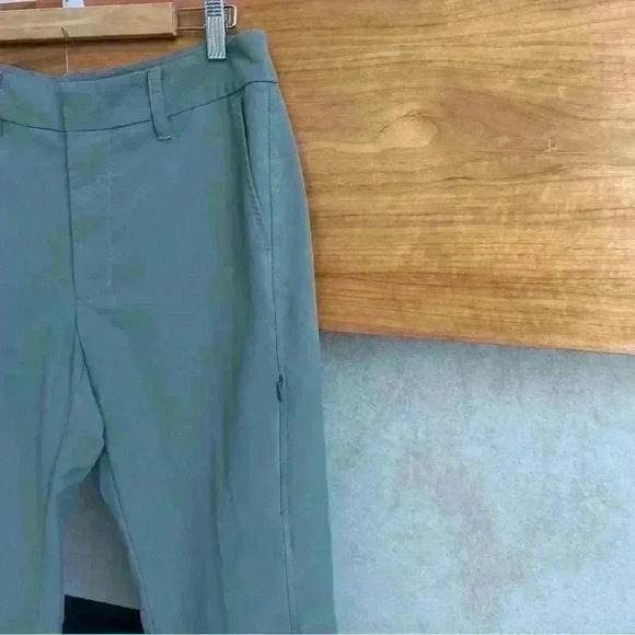 Patagonia Women’s Hiking Pants, Size 12 - Picture 4 of 10